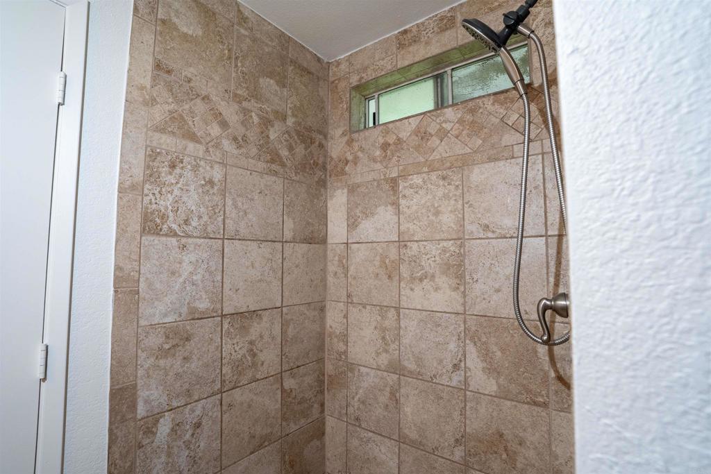 569 E Street 14 Property Photo 45