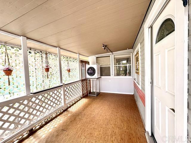 523 N Vulcan Avenue 3 Property Photo 12