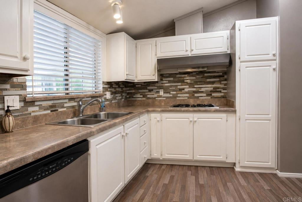 18218 Paradise Mountain Road 127 Property Photo 17