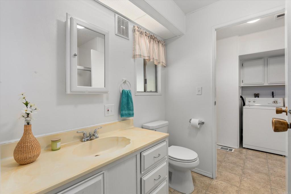 650 S Rancho Santa Fe Road 256 Property Photo 25