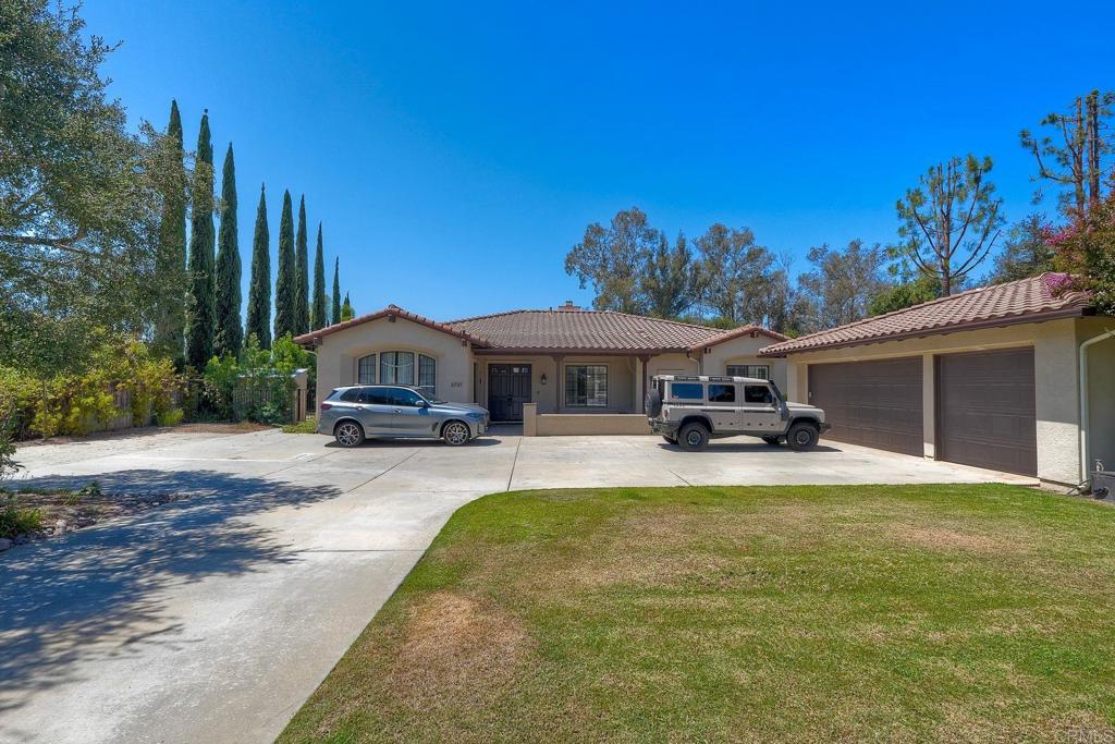 3737 35 Cedar Vale Way Property Photo 1