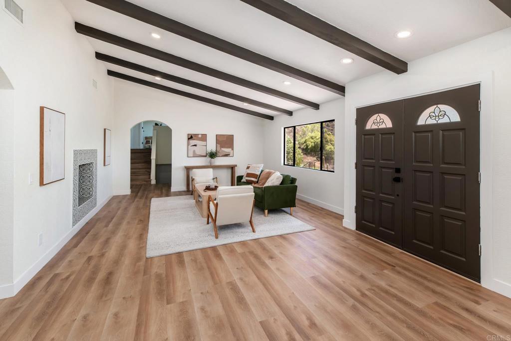 1650 Silver Tree Lane Property Photo 8