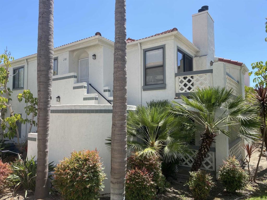 13222 Salmon River 201 Property Photo 1