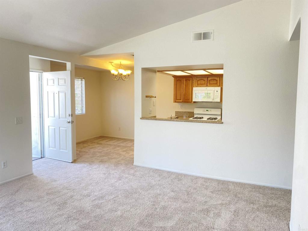 13222 Salmon River 201 Property Photo 2