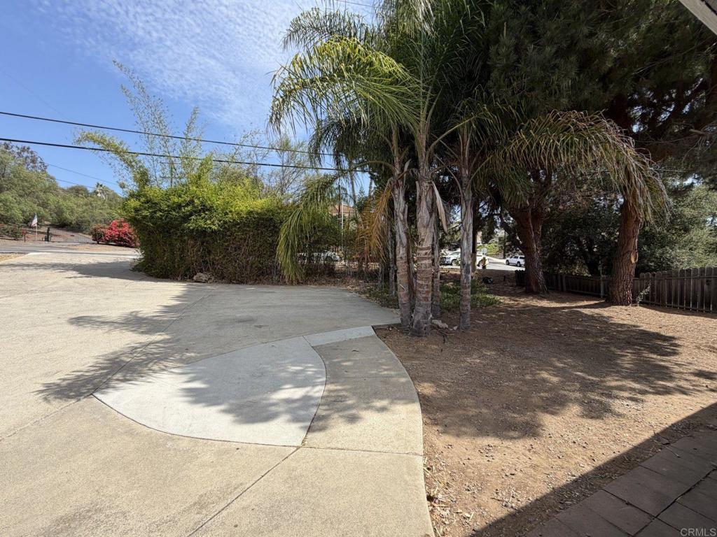 1119 Monte Vista Drive Property Photo 3