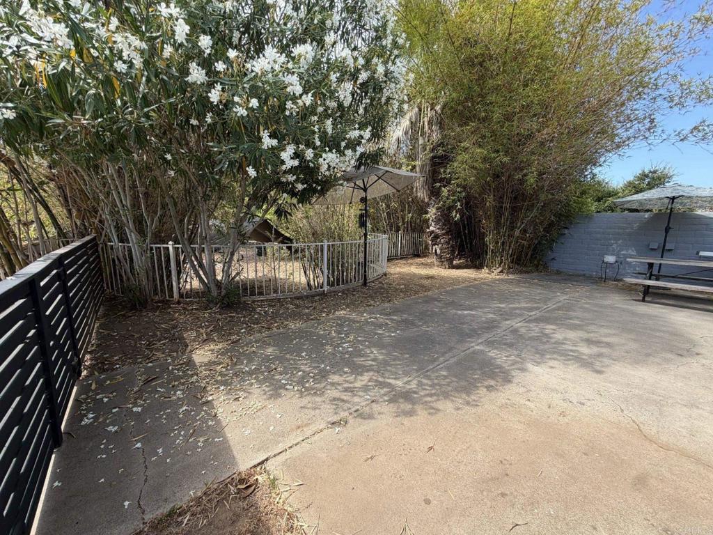 1119 Monte Vista Drive Property Photo 6