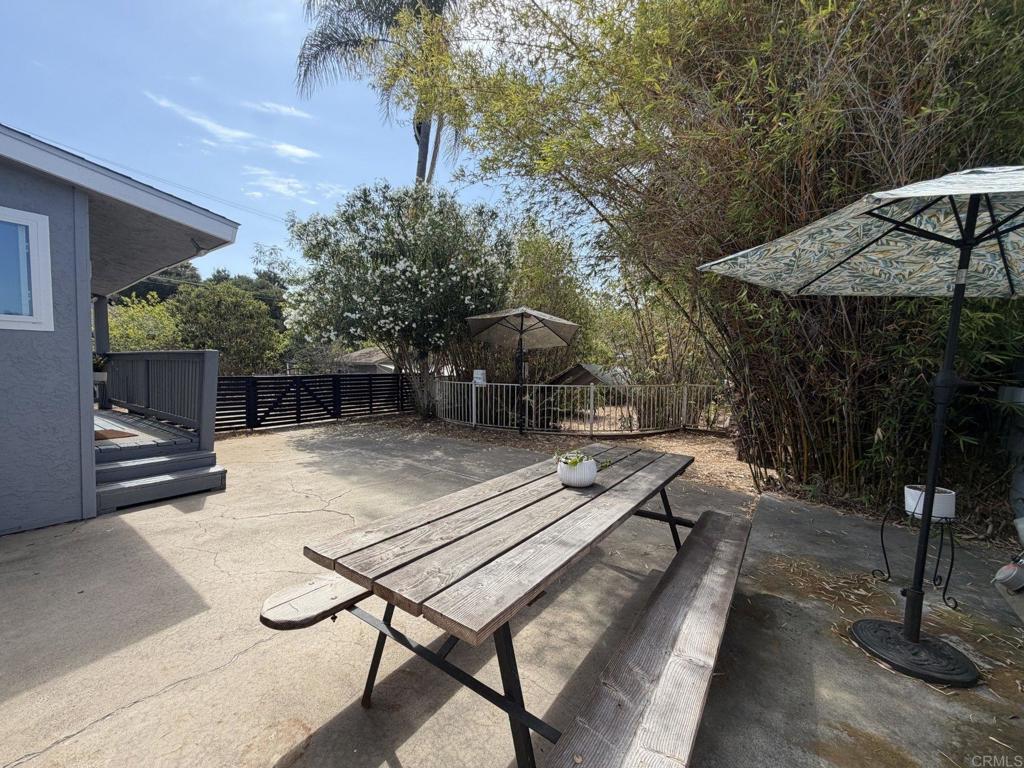 1119 Monte Vista Drive Property Photo 8