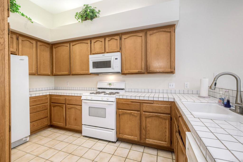 1826 Spyglass Cir Property Photo 18