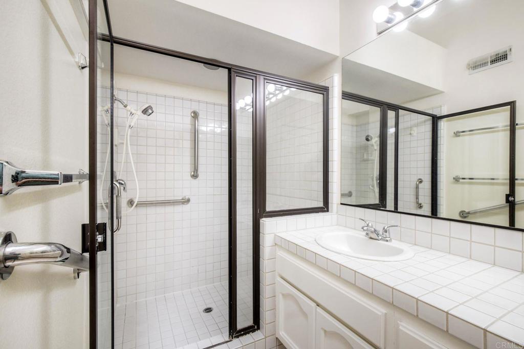 1826 Spyglass Cir Property Photo 23