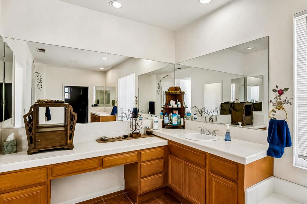 45608 Corte Royal Property Photo 20