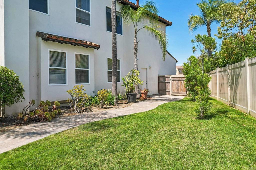 45608 Corte Royal Property Photo 39