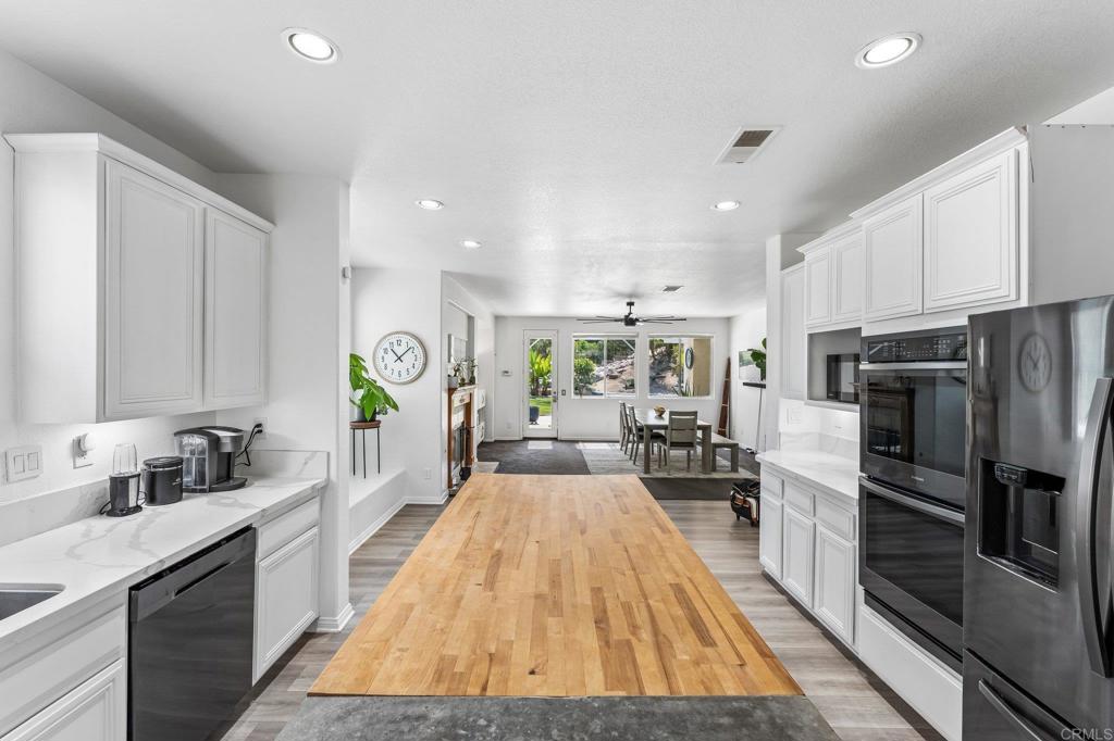 45608 Corte Royal Property Photo 57