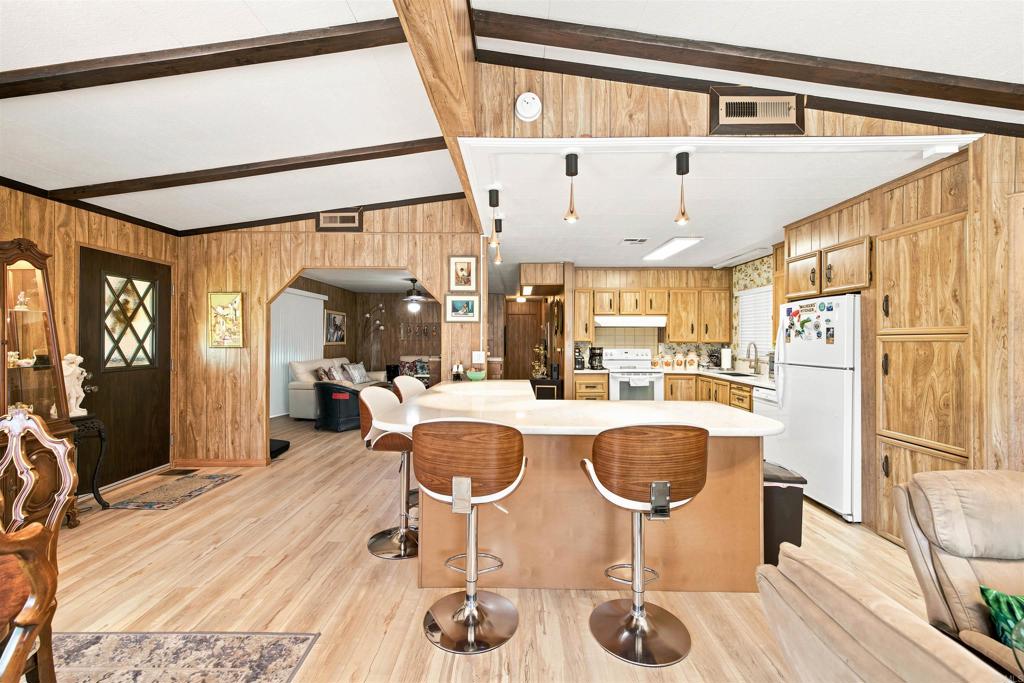 18218 Paradise Mountain Road 148 Property Photo 3