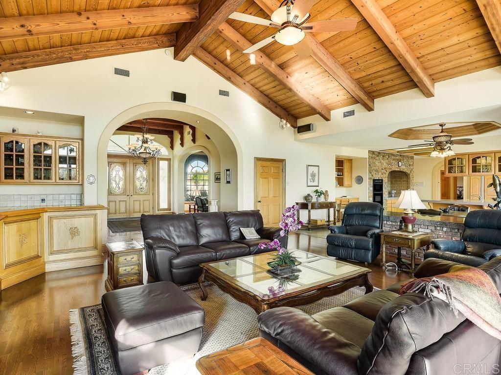 31481 Lake Vista Circle Property Photo 12