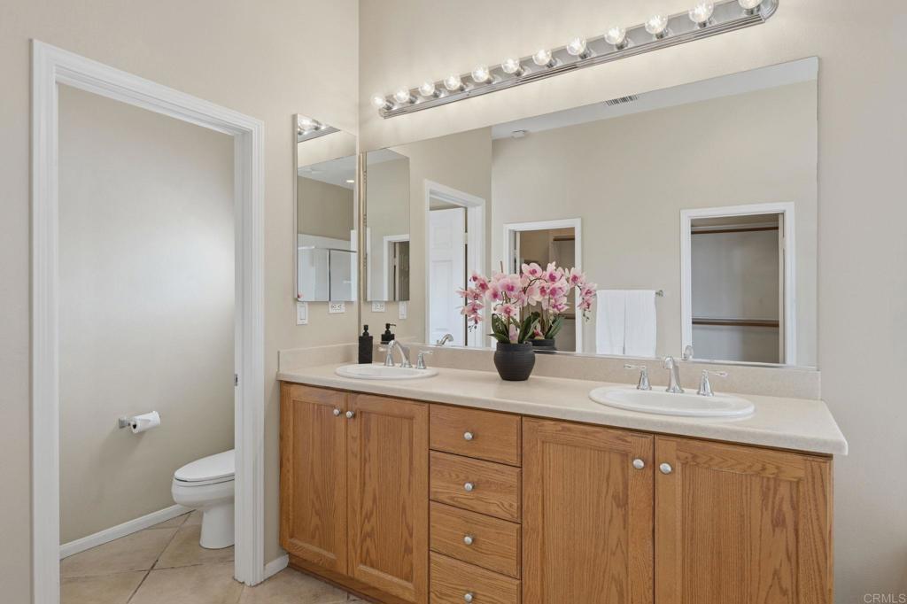 363 Melbourne Glen Property Photo 43