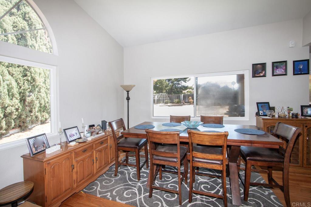 1417 Grey Oaks Court Property Photo 6