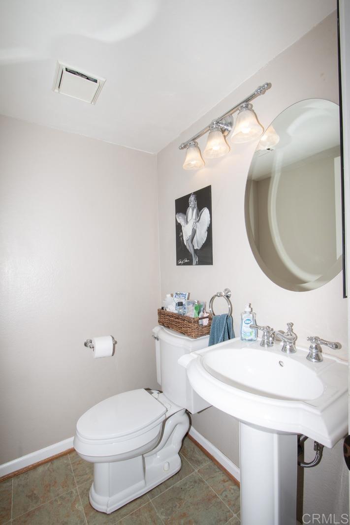 1417 Grey Oaks Court Property Photo 8