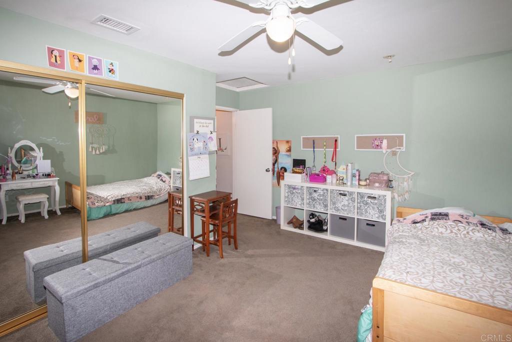 1417 Grey Oaks Court Property Photo 18