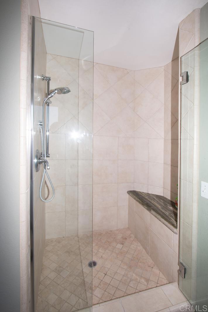 1417 Grey Oaks Court Property Photo 22