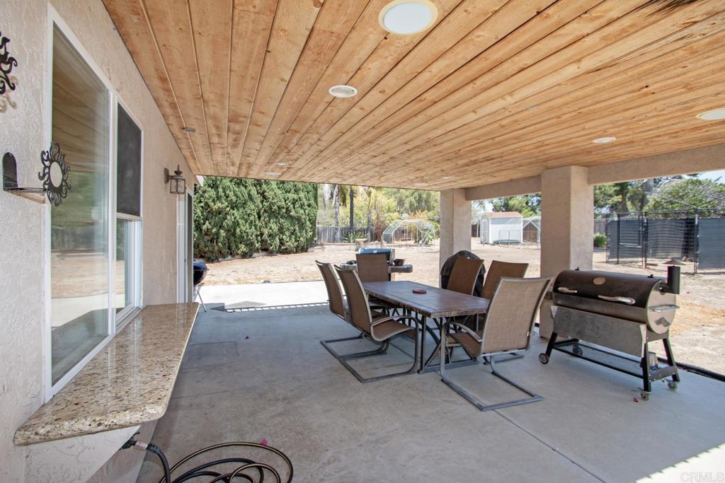 1417 Grey Oaks Court Property Photo 33