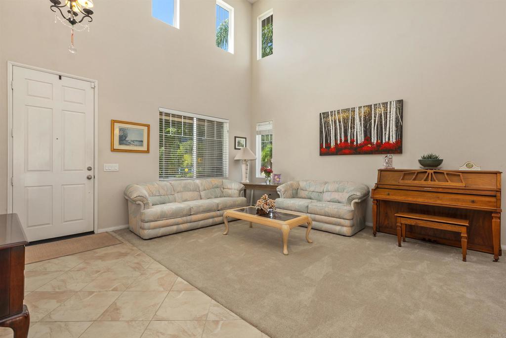 28292 Meadow Glen Way W Property Photo 6