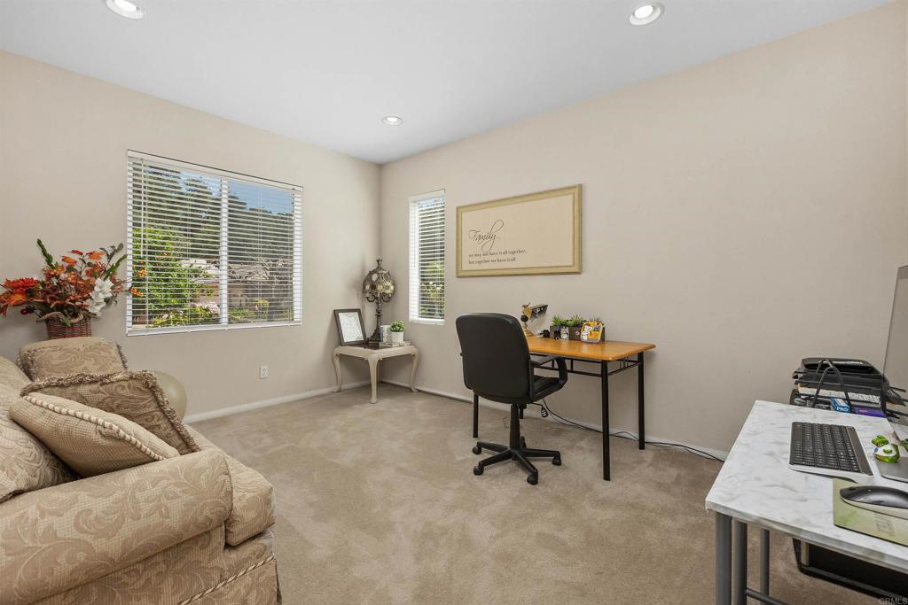 28292 Meadow Glen Way W Property Photo 21