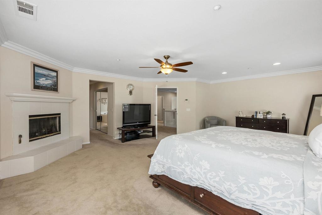 28292 Meadow Glen Way W Property Photo 25