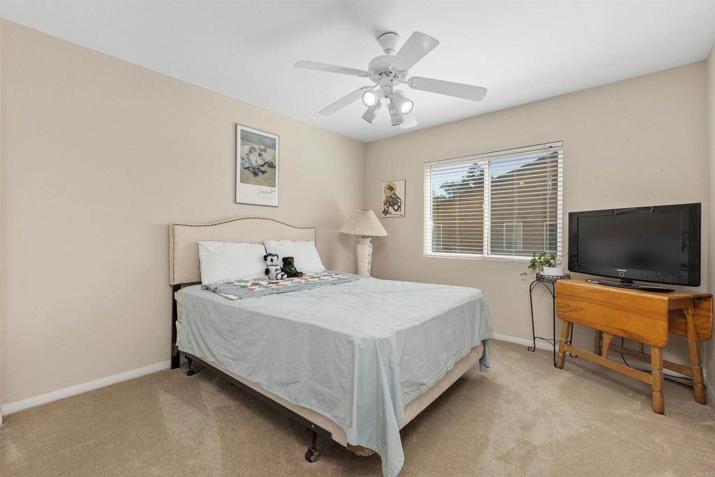 28292 Meadow Glen Way W Property Photo 30