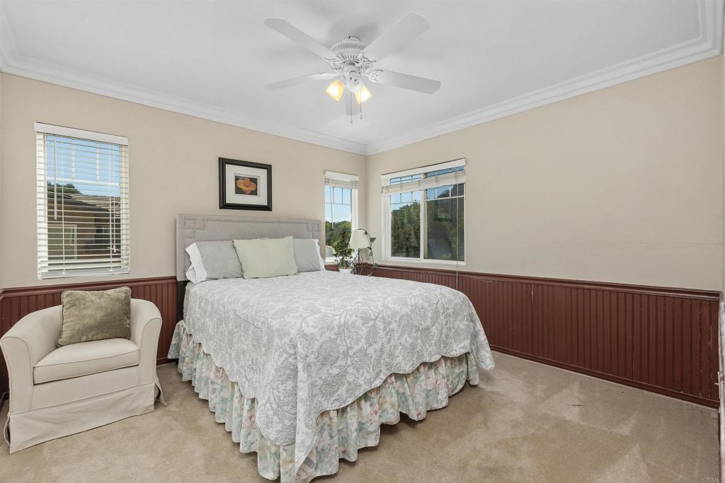 28292 Meadow Glen Way W Property Photo 32