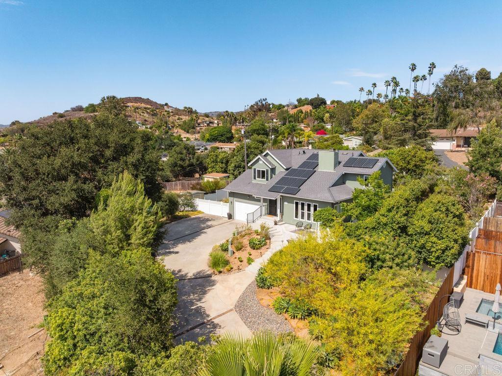 1580 Tutela Heights Property Photo