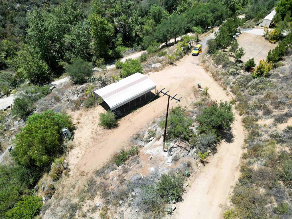5589 Rainbow Creek Road Property Photo 9