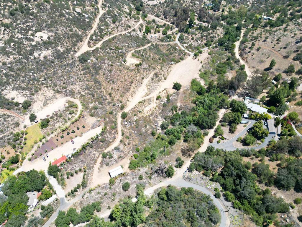 5589 Rainbow Creek Road Property Photo 13