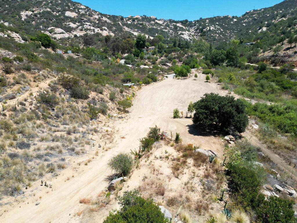 5589 Rainbow Creek Road Property Photo 16