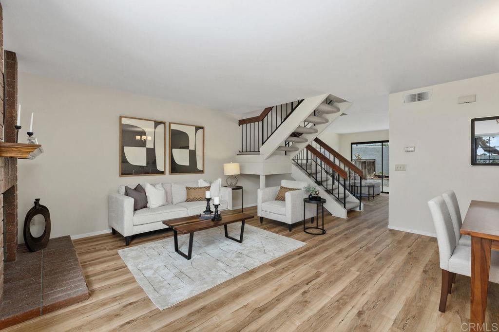 6890 Peach Tree Road Property Photo 4