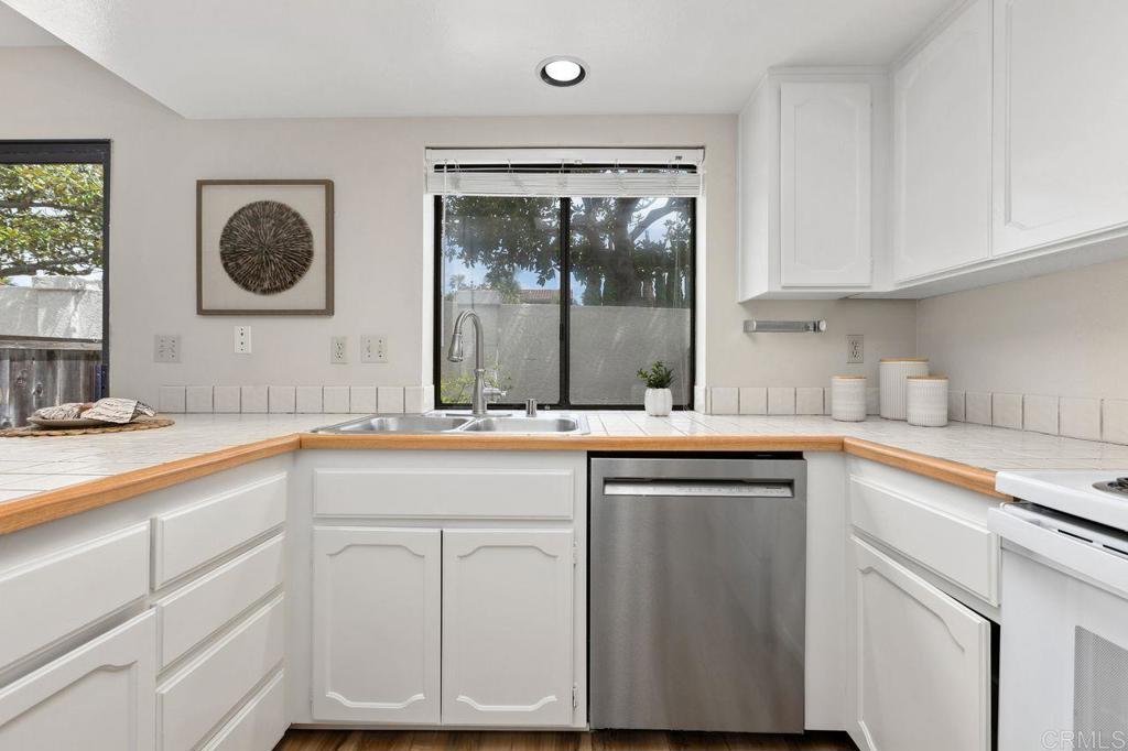 6890 Peach Tree Road Property Photo 43