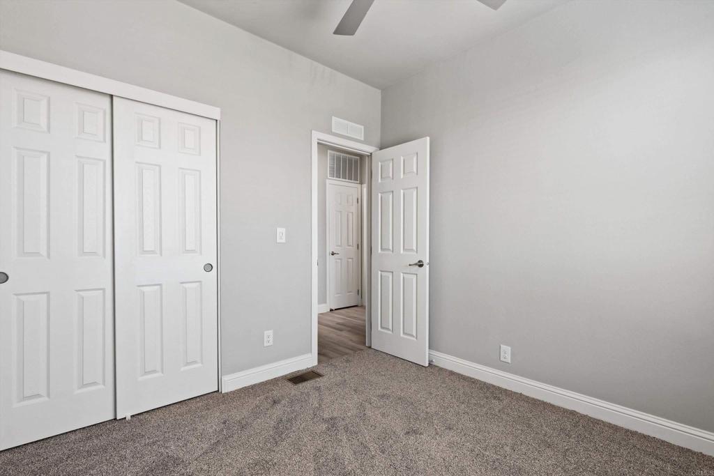 400 N Melrose Drive N 14 Property Photo 17