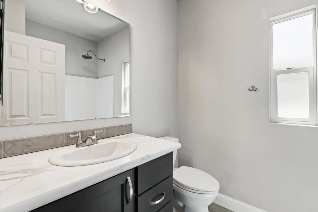 400 N Melrose Drive N 14 Property Photo 18