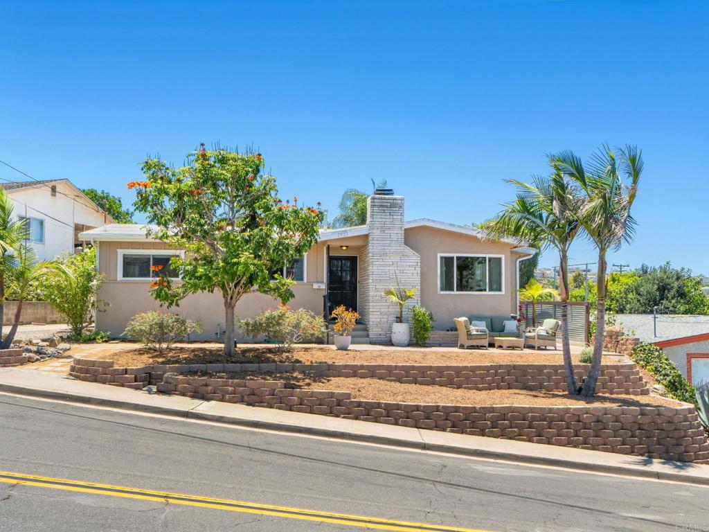 7921 Cinnabar Drive Property Photo 1