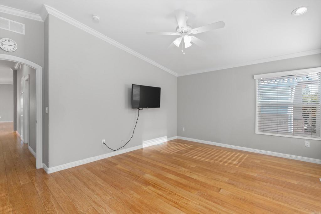 525 W El Norte Pkwy. 261 Property Photo 27