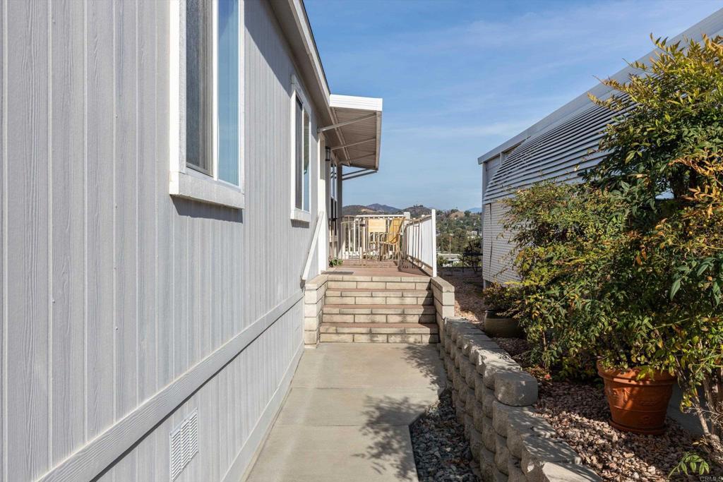 525 W El Norte Pkwy. 261 Property Photo 33