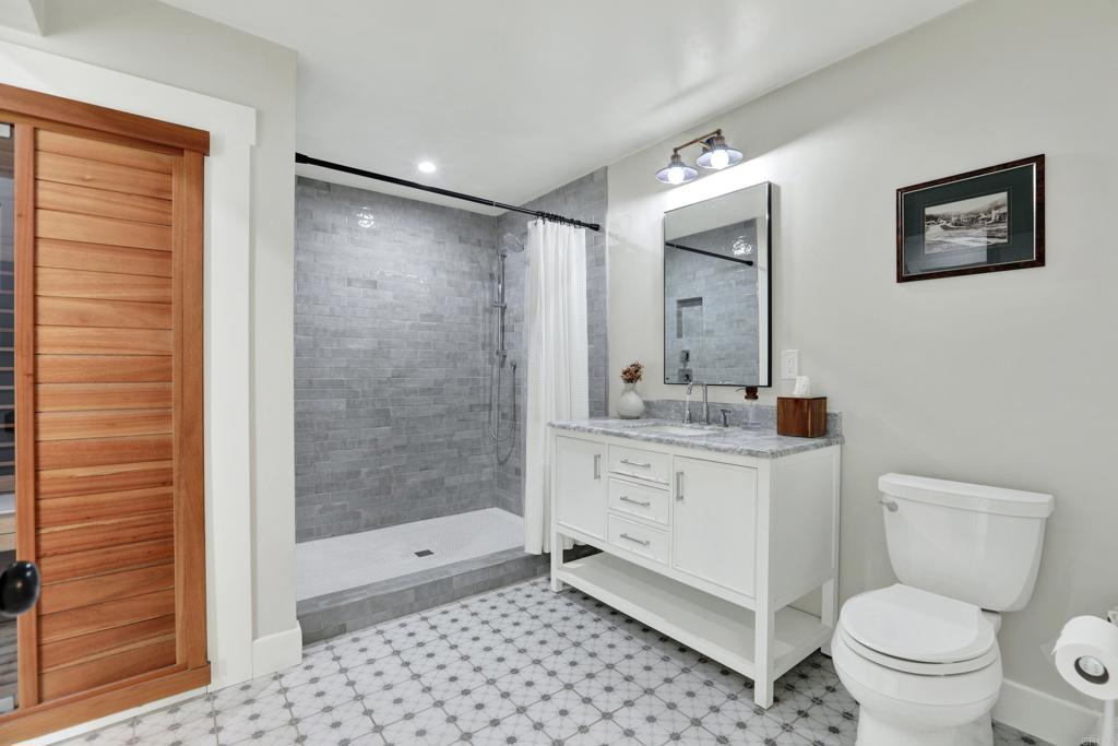 15459 Glentree Road Property Photo 16