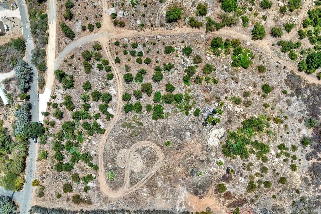 Twin Oaks Valley Rd. Property Photo 13