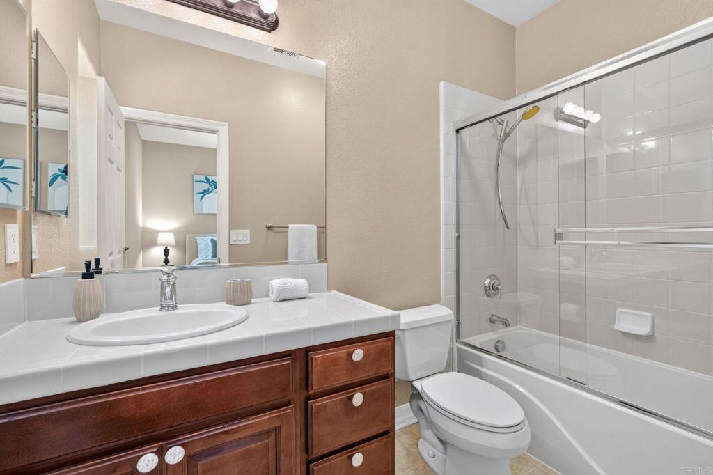 813 Genoa Way Property Photo 48