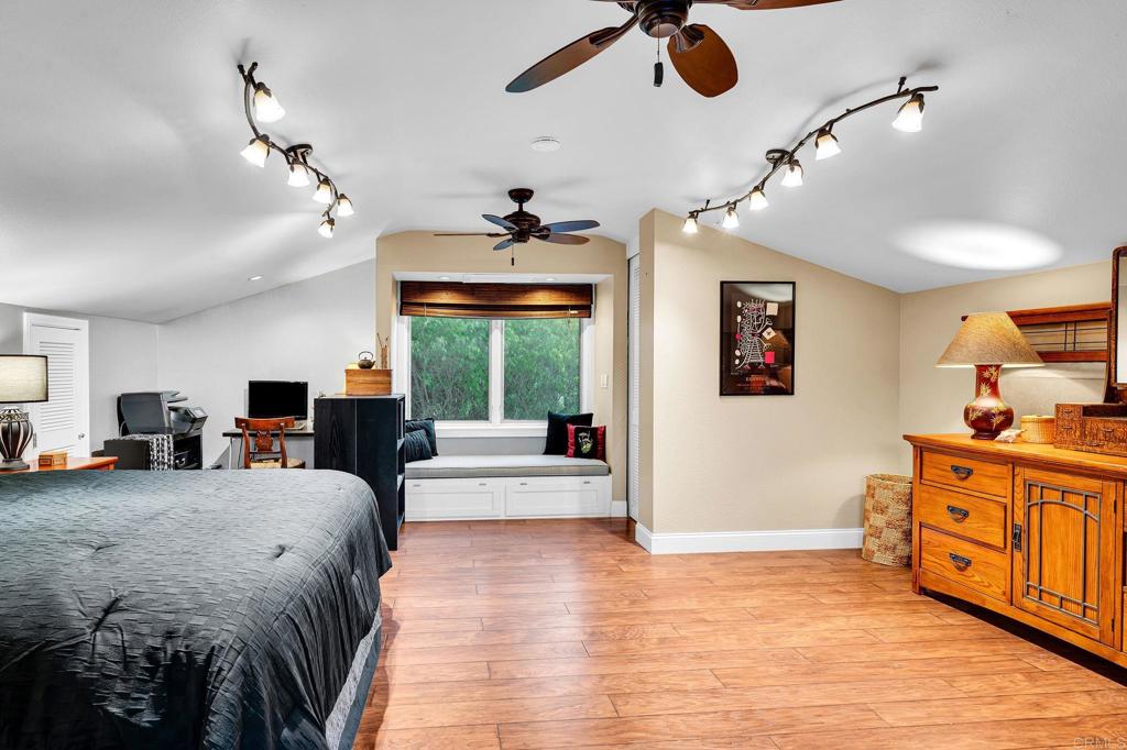 9675 Indian Creek Way Property Photo 33