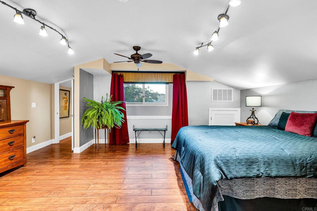 9675 Indian Creek Way Property Photo 35