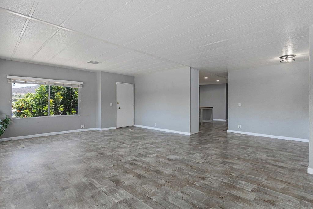 971 Borden Road 18 Property Photo 17
