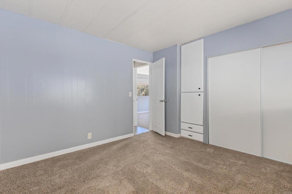 971 Borden Road 18 Property Photo 22