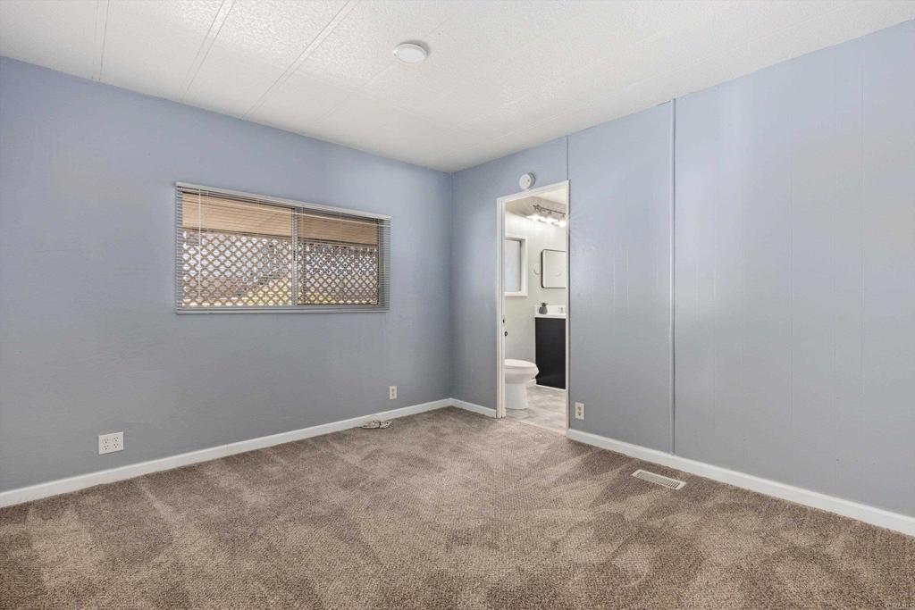 971 Borden Road 18 Property Photo 23