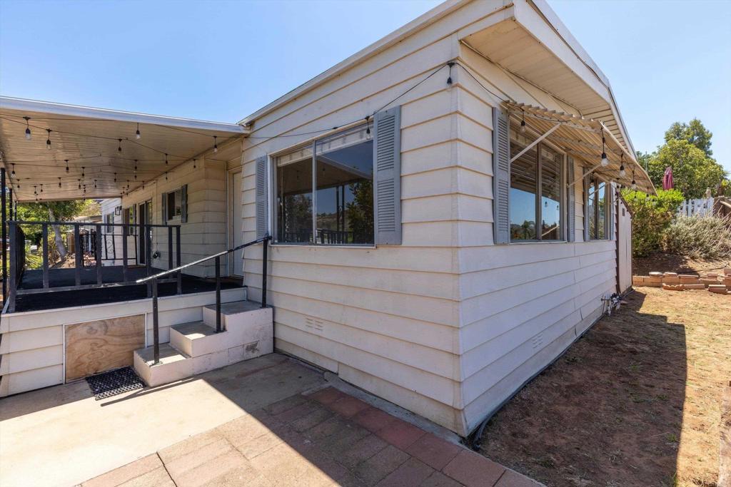 971 Borden Road 18 Property Photo 31