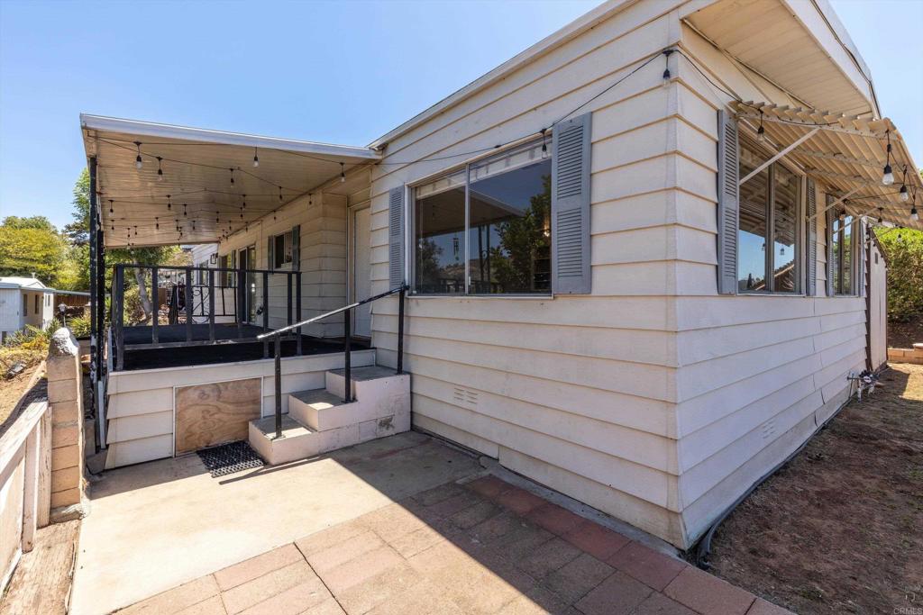 971 Borden Road 18 Property Photo 32
